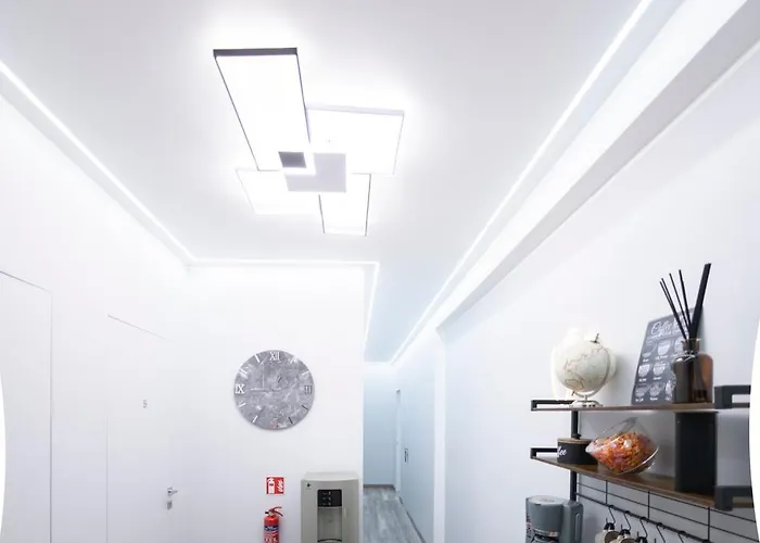 New Luxury Couette-café