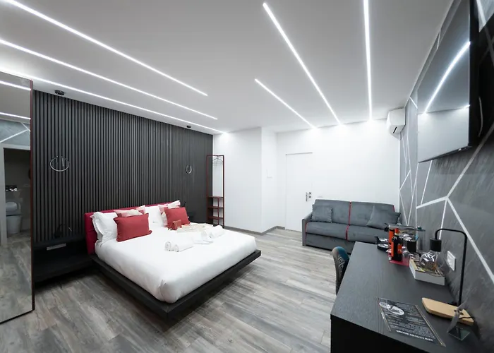 New Luxury Couette-café