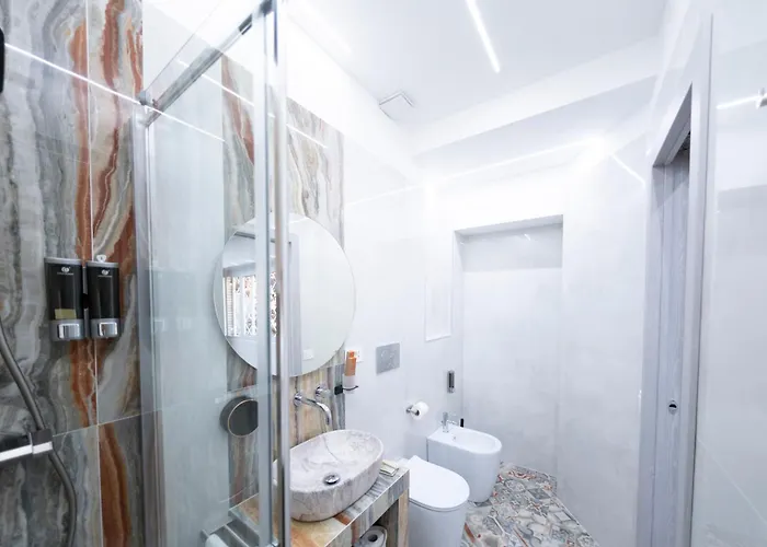 New Luxury Rome
